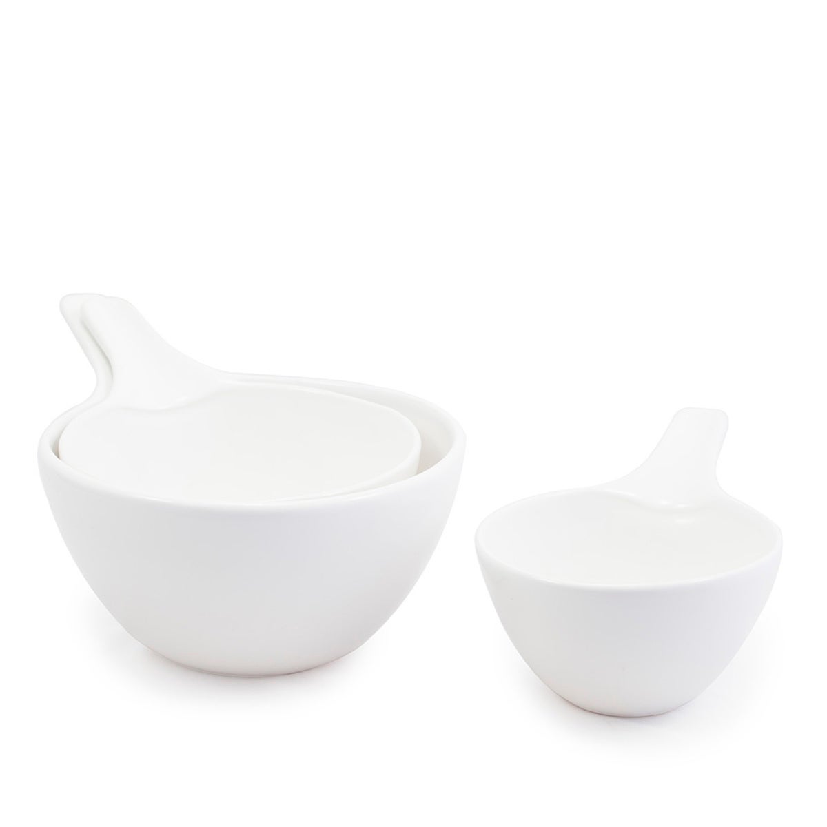 https://www.vivaterra.com/images/491568759-00_B_Earthenware-Mixing-Bowls-with-Handle-Set-of-3_main.jpg_1200Wx1200H.jpg?format=1200Wx1200H