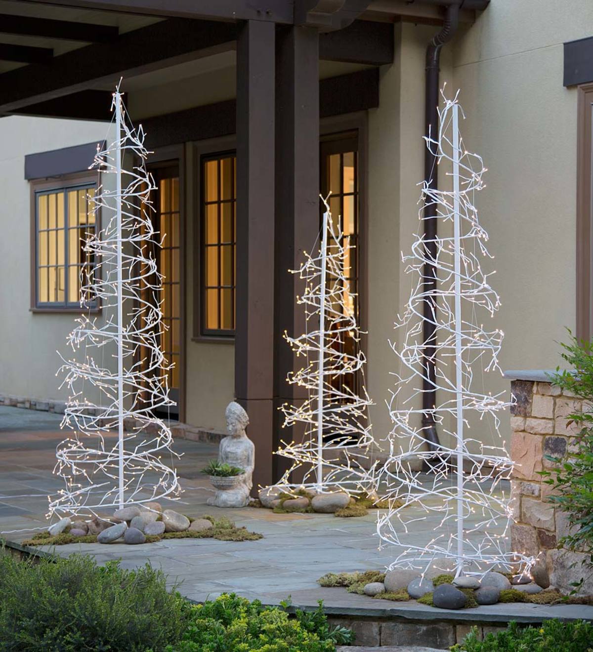 Collapsible Swirled LED Trees