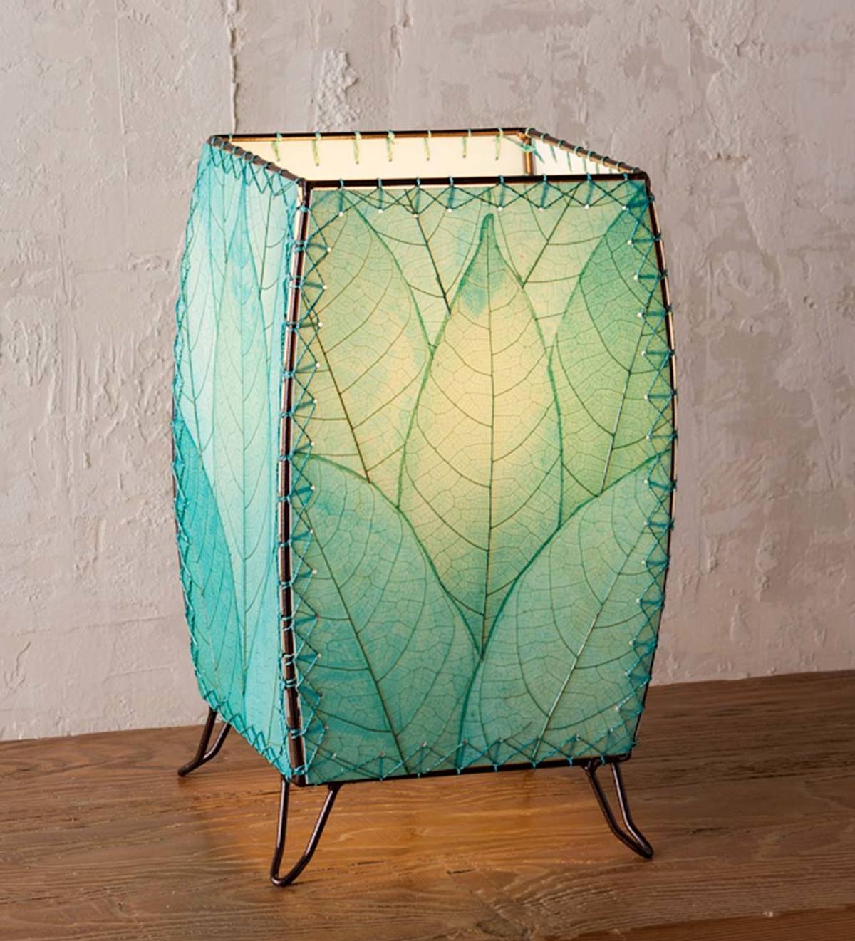 Outdoor/ Indoor Blue Leaf Cube Lamp