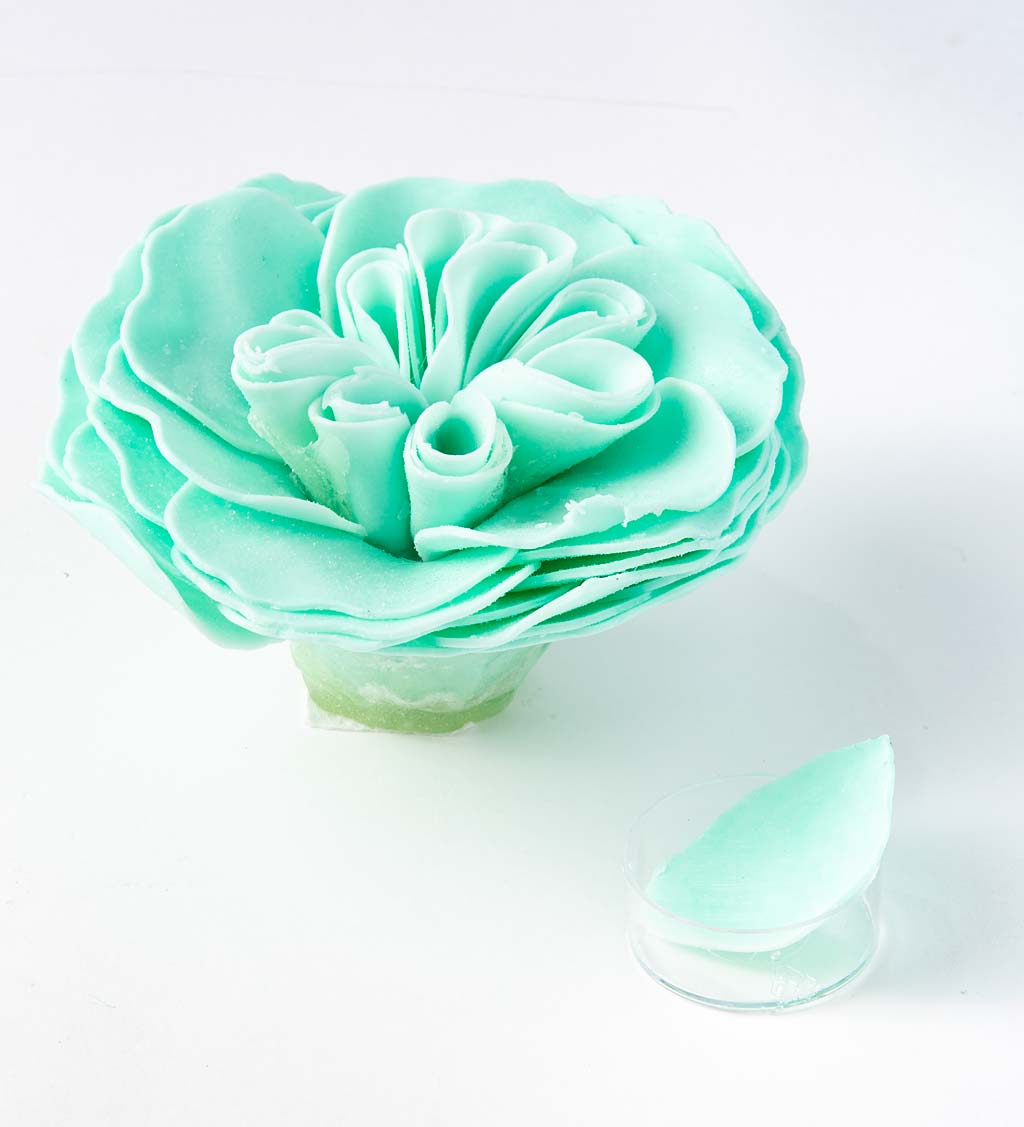 Handcrafted Floral Soap Blooms swatch image