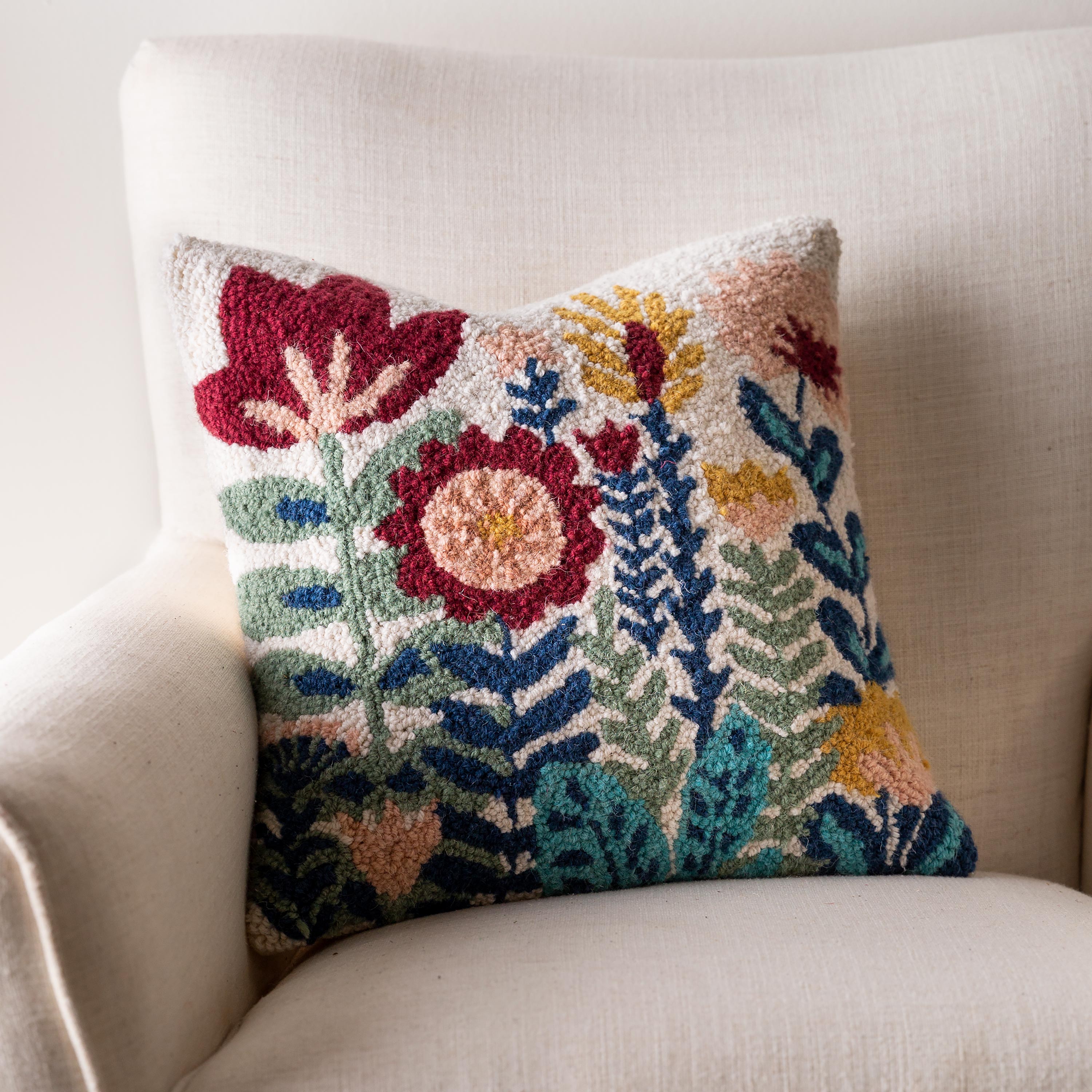 Wildflower Hand-Hooked Wool Decorative Throw Pillow, 16"Sq.