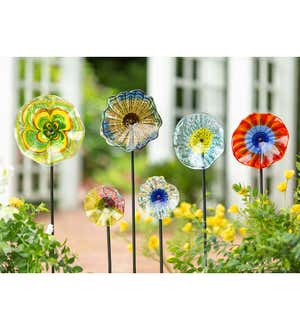 8"Dia. Handcrafted Blown Glass Flower With Metal Garden Stake