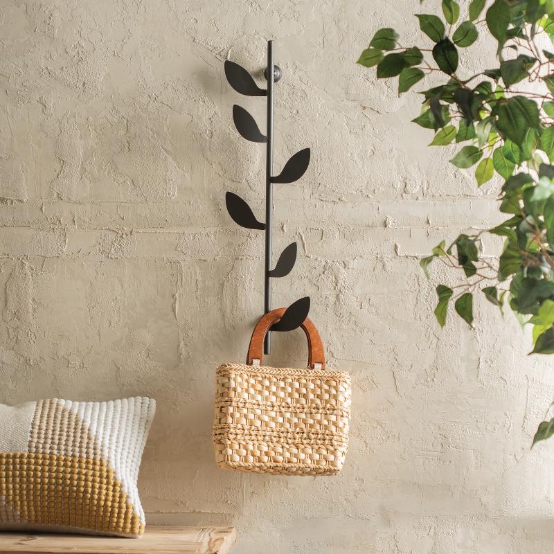 Iron Wall Coat Rack with Leaves