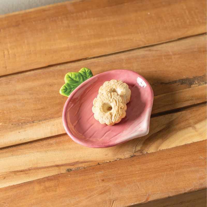 Set of 4 Radish Dolomite Serving Plates