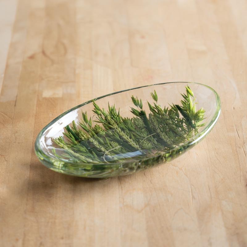 Oval Grassy Meadow Centerpiece