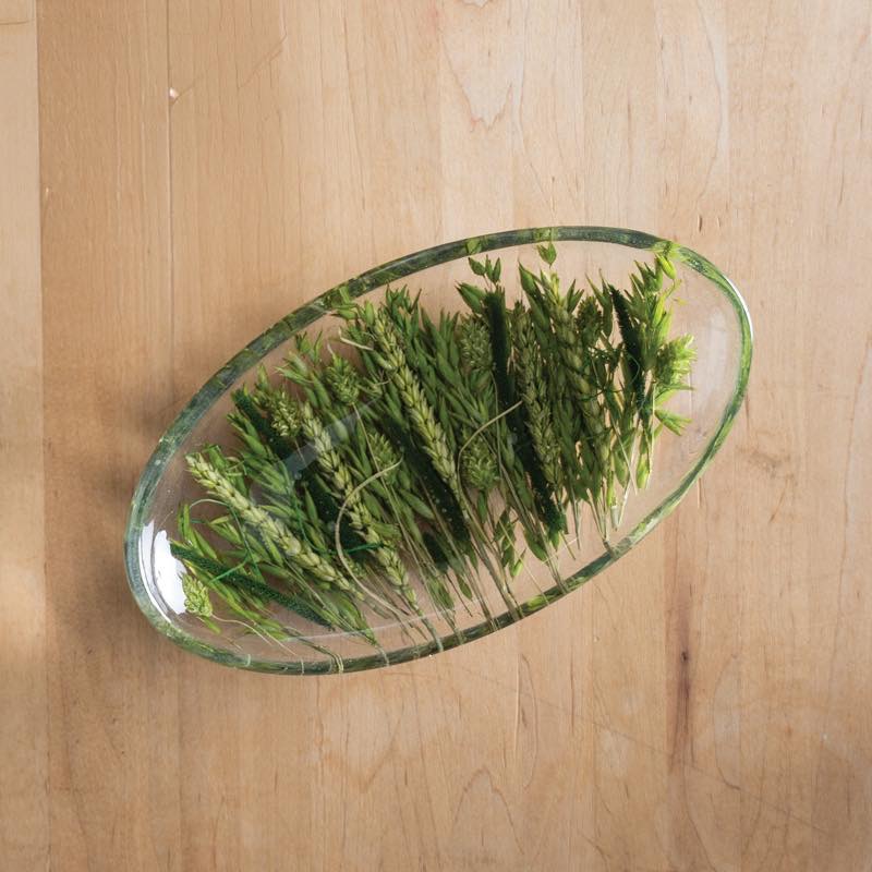 Oval Grassy Meadow Centerpiece