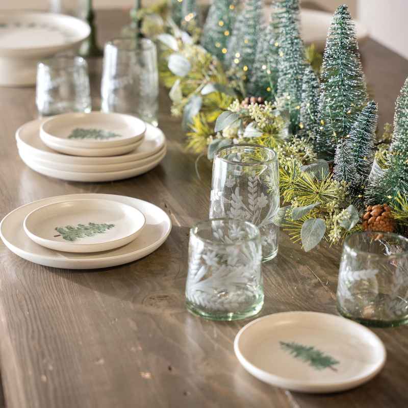 Set of 4 Pacifica Christmas Tree Salad/Dessert Plates