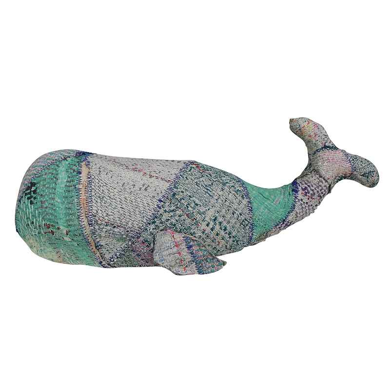 Kantha Whale, Medium
