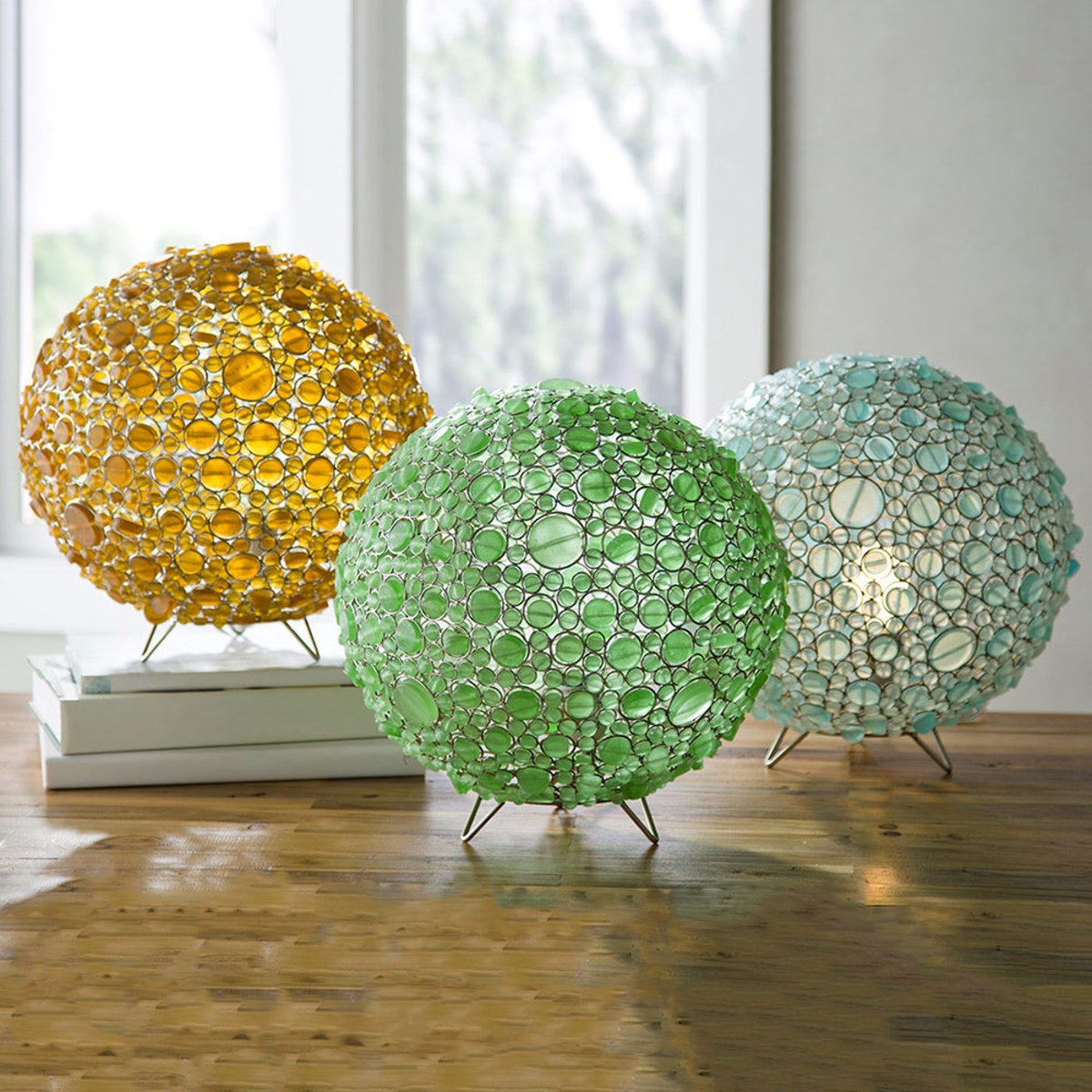 Batasha Recycled Glass Globe Lamp