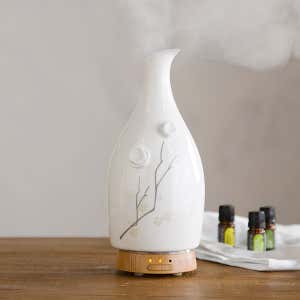 Ceramic Jasmine Aromatherapy Vase Diffuser