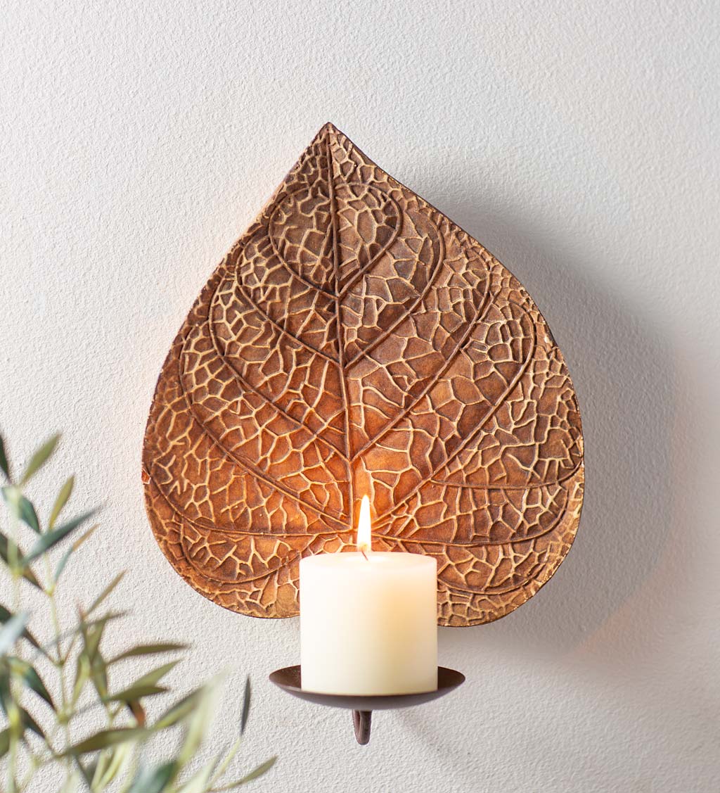 Ceramic Lilac Leaf Wall Sconce