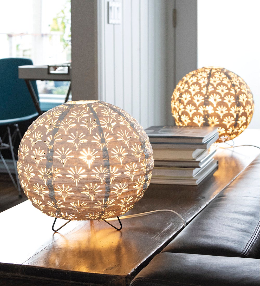 Soji Stella Solace Globe Deco Table Lamp