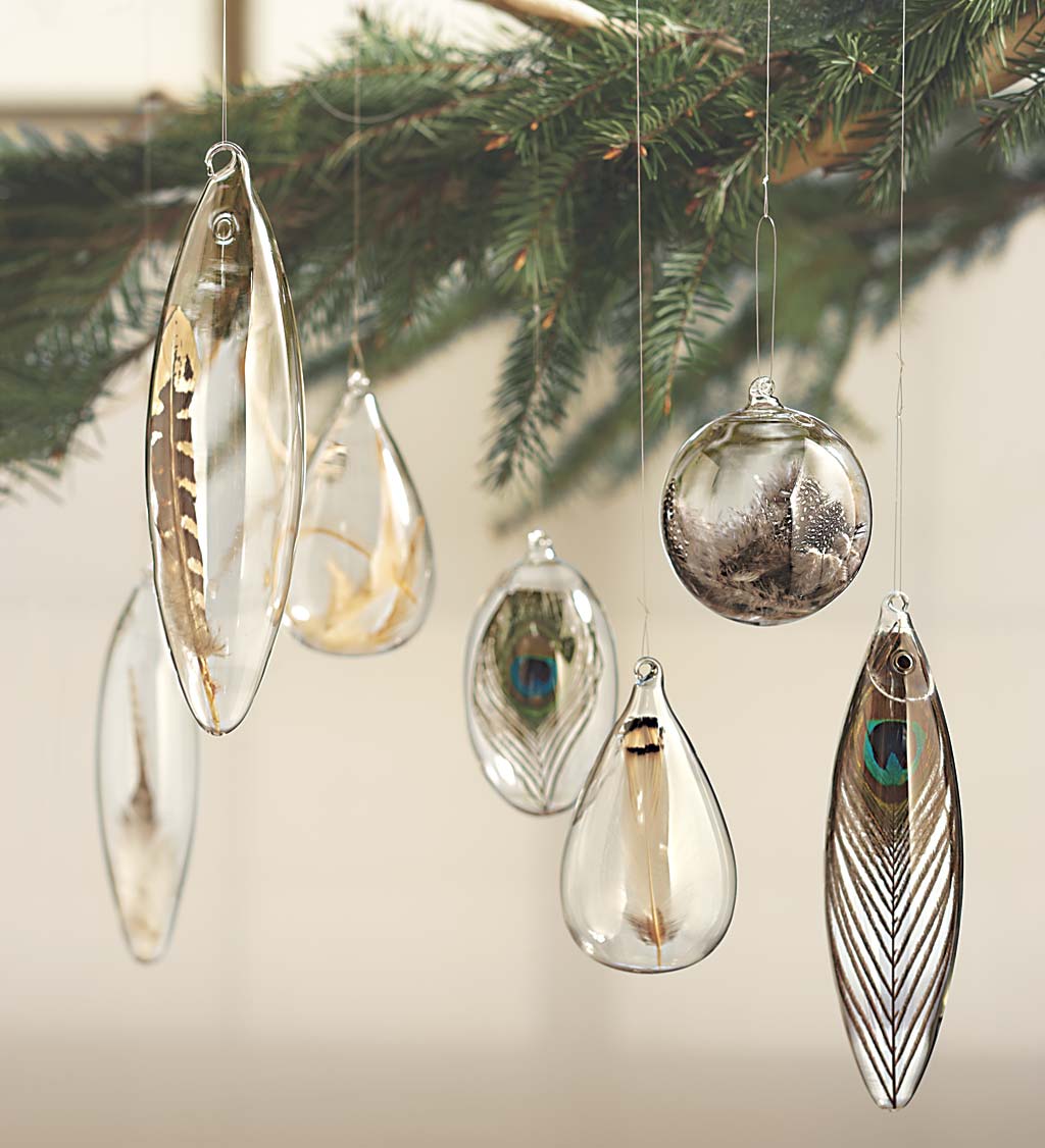 LOT OF 8-3 1/2" ROUND BALL FEATHER ORNAMENTS BIRD FEATHER ORNAMENTS RUSTIC