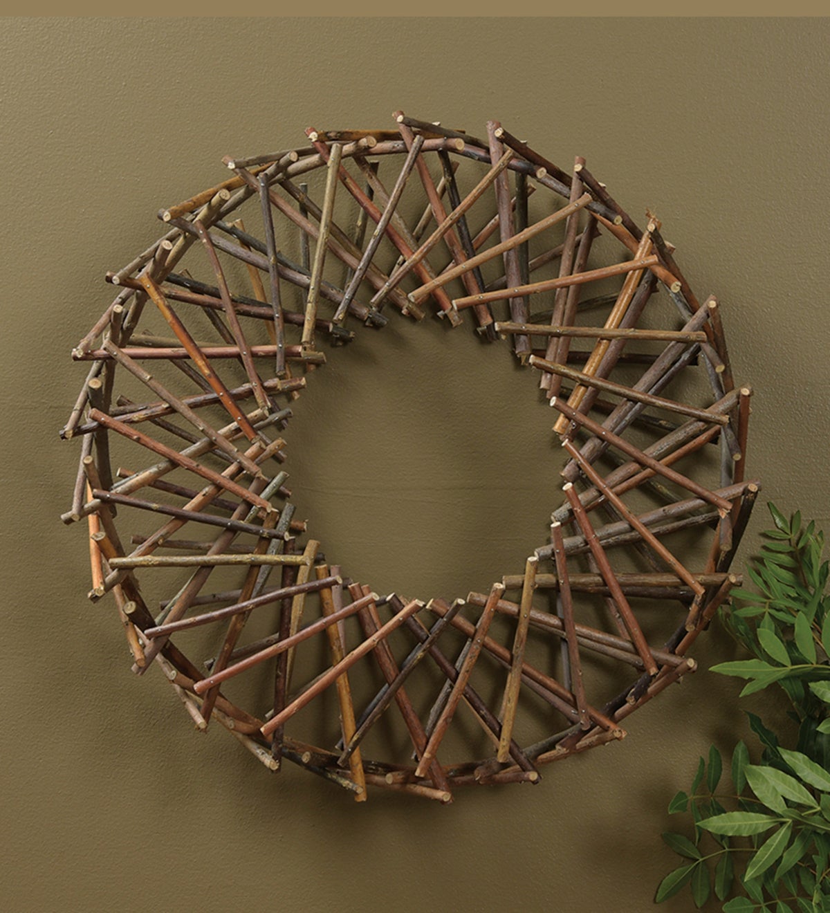 Expanding Natural Willow Wreath