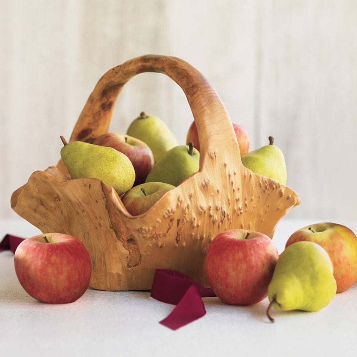Organic Fruit in Root Basket Gift Set