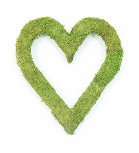 Moss Heart Wreath, 18"